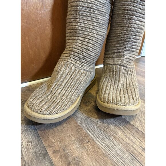 UGG Classic Cardy Knit Bootie Size 9 Chestnut Tan Beige Cottagecore Warm Cozy - Picture 2 of 10